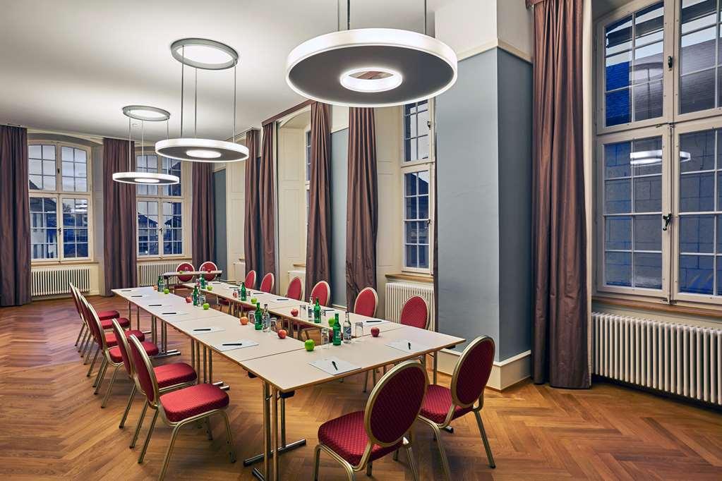 H4 Hotel Solothurn Konforlar fotoğraf