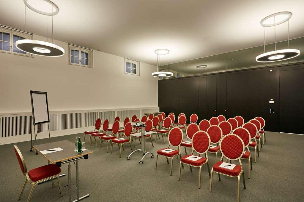 H4 Hotel Solothurn Konforlar fotoğraf